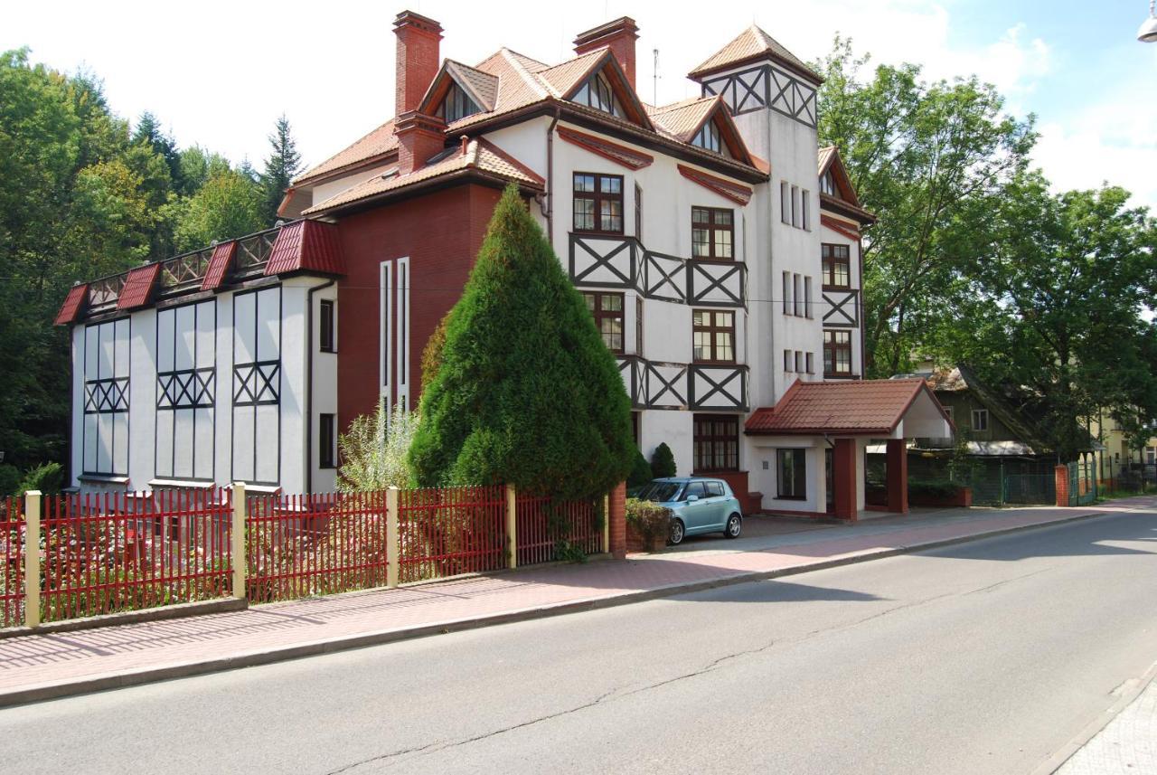 FAMILIJNY Ośrodek Wypoczynkowo - Rehabilitacyjny Krynica Zdrój Krynica-Zdrój Exterior foto