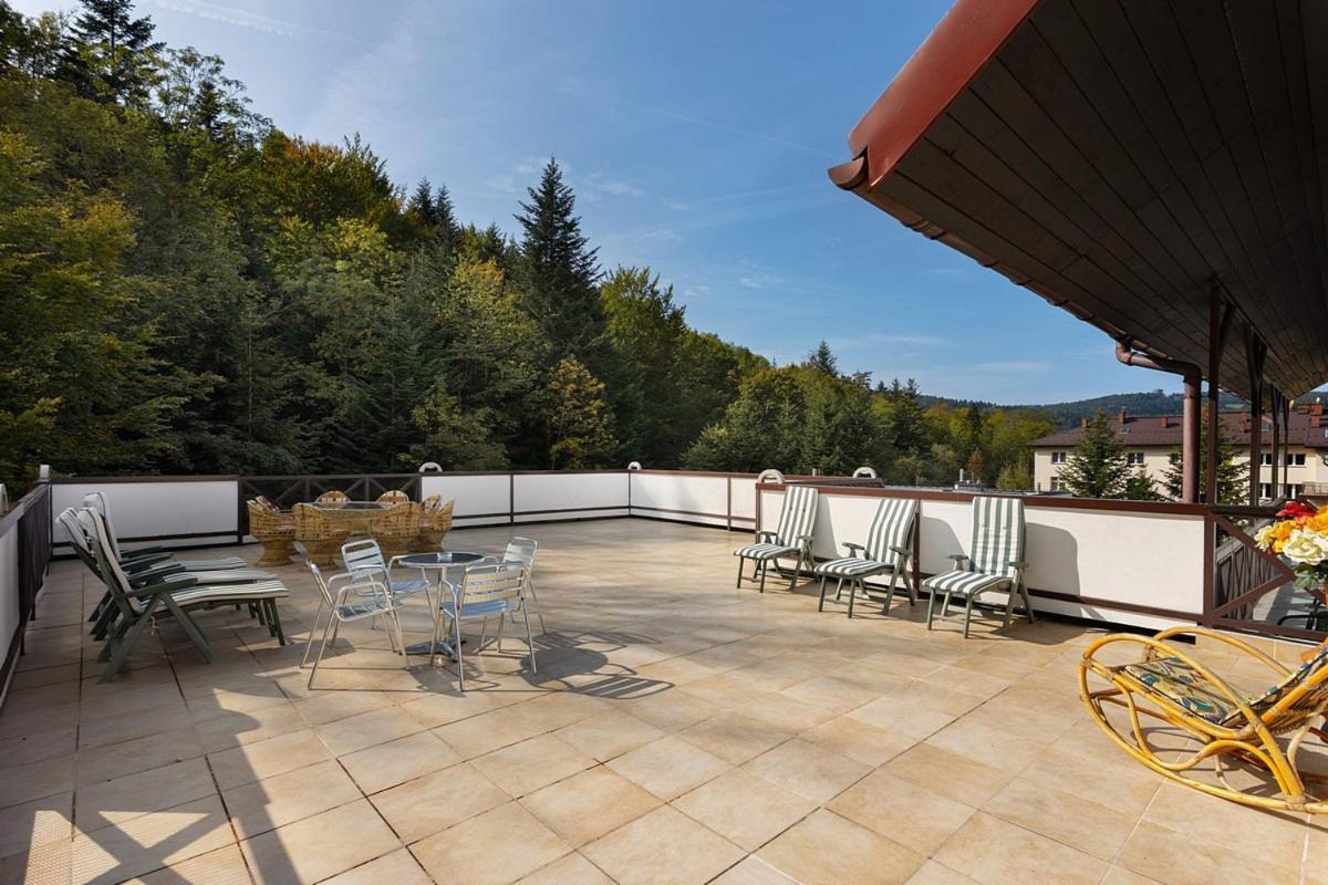 FAMILIJNY Ośrodek Wypoczynkowo - Rehabilitacyjny Krynica Zdrój Krynica-Zdrój Exterior foto